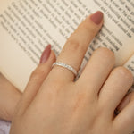 Anillos tipo churumbela en plata ley 925 con cristales de circón transparente