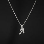 Collar con letra inicial en plata ley 925