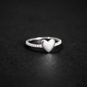 Anillo en plata ley 925 con corazón y circones