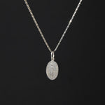 Collar con dije de María Auxiliadora en plata ley  925 certificada